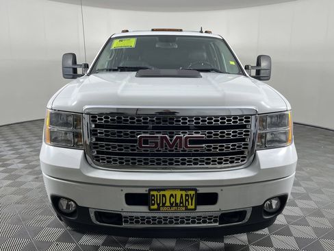 Used 2013 GMC Sierra 3500 Denali image 2
