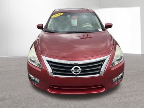 Used 2013 Nissan Altima 2.5 SL w/ Technology Pkg image 6