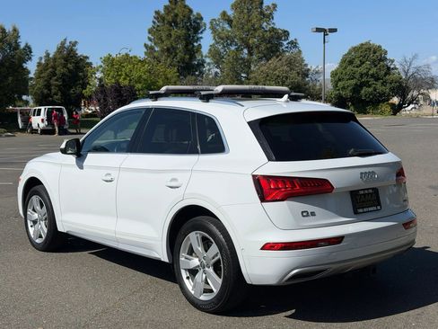 Used 2019 Audi Q5 Prestige w/ Prestige Package AWD/4WD image 3