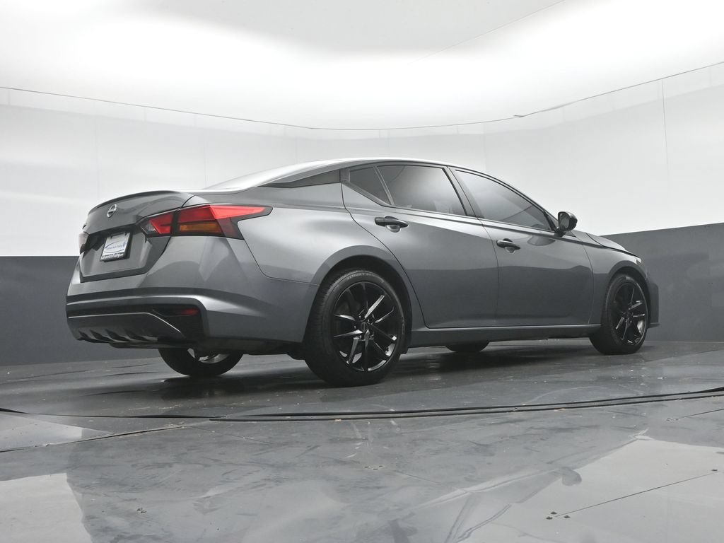 Used 2024 Nissan Altima 2.5 S FWD image 52
