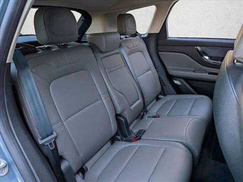 Used 2023 Lincoln Corsair FWD image 16