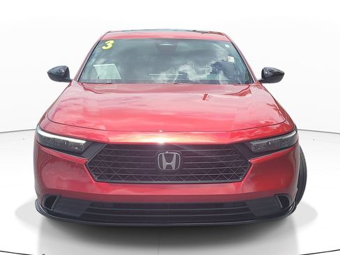 Used 2023 Honda Accord Sport image 2