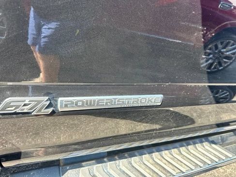 Used 2020 Ford F250 Lariat w/ Lariat Ultimate Package AWD/4WD image 15
