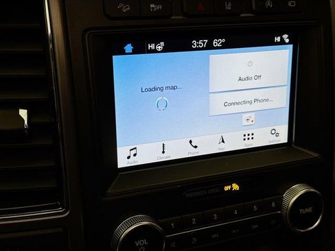 Used 2019 Ford Expedition Platinum image 16