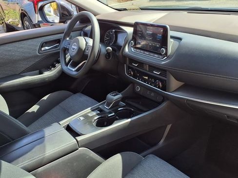 Used 2023 Nissan Rogue SV FWD image 28