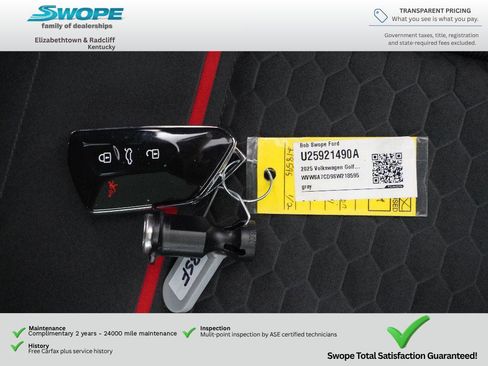 Used 2025 Volkswagen GTI SE FWD image 35