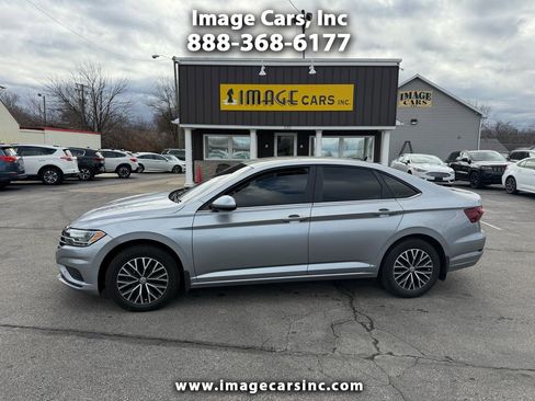 Used 2021 Volkswagen Jetta S image 1