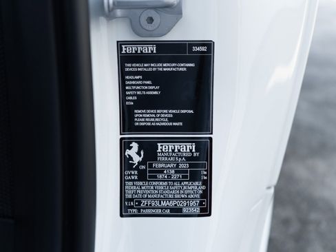 Used 2023 Ferrari F8 Tributo image 38