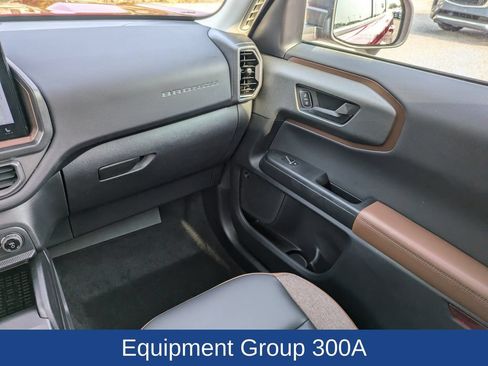 Certified 2025 Ford Bronco Sport Outer Banks w/ Outer Banks Tech Package+ AWD/4WD image 19
