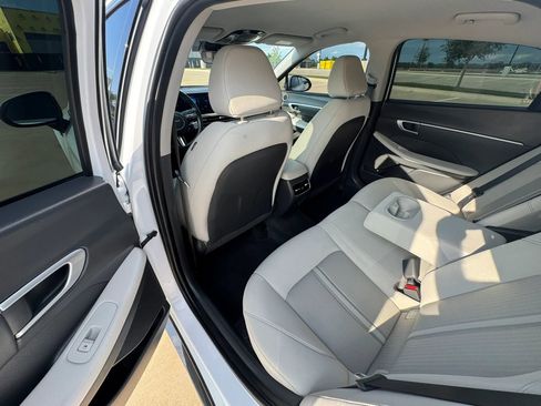 Used 2025 Hyundai Sonata SEL FWD image 29