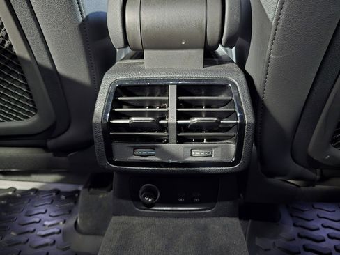 Used 2022 Audi Q3 2.0T Premium Plus image 27