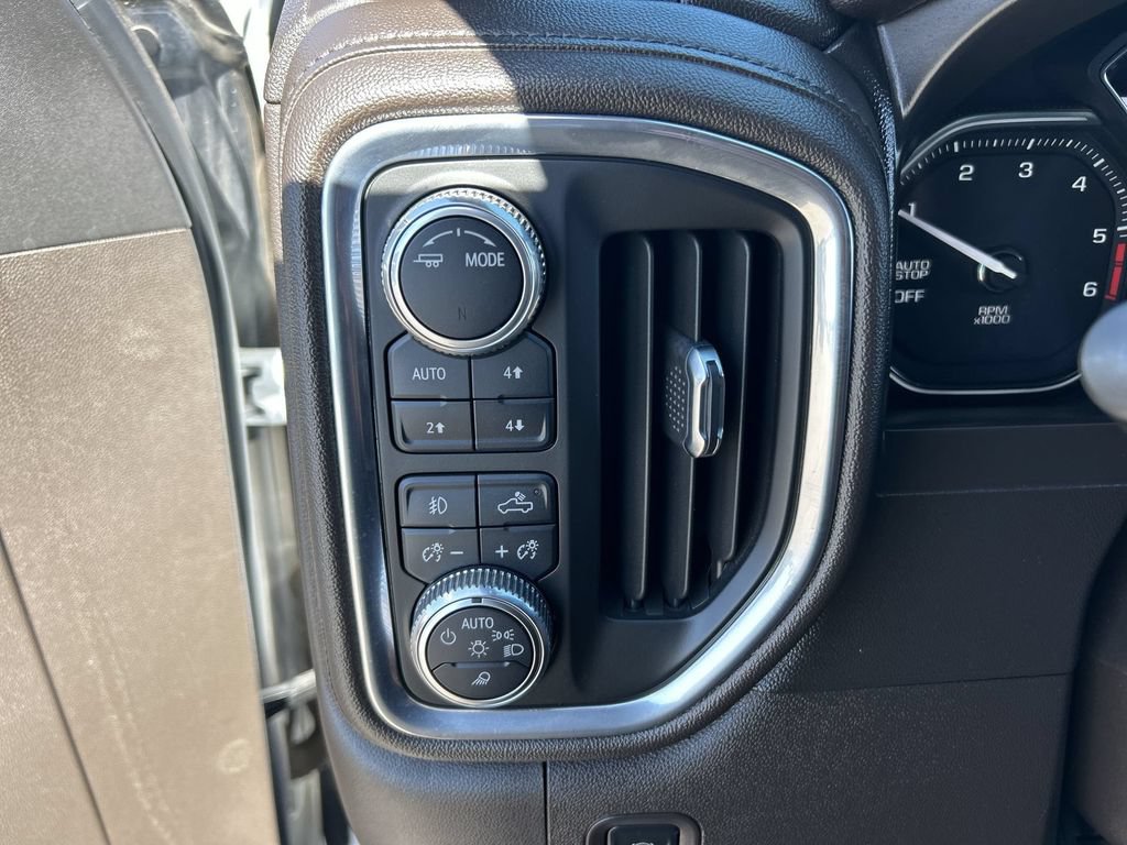 Used 2021 GMC Sierra 1500 Denali AWD/4WD image 18