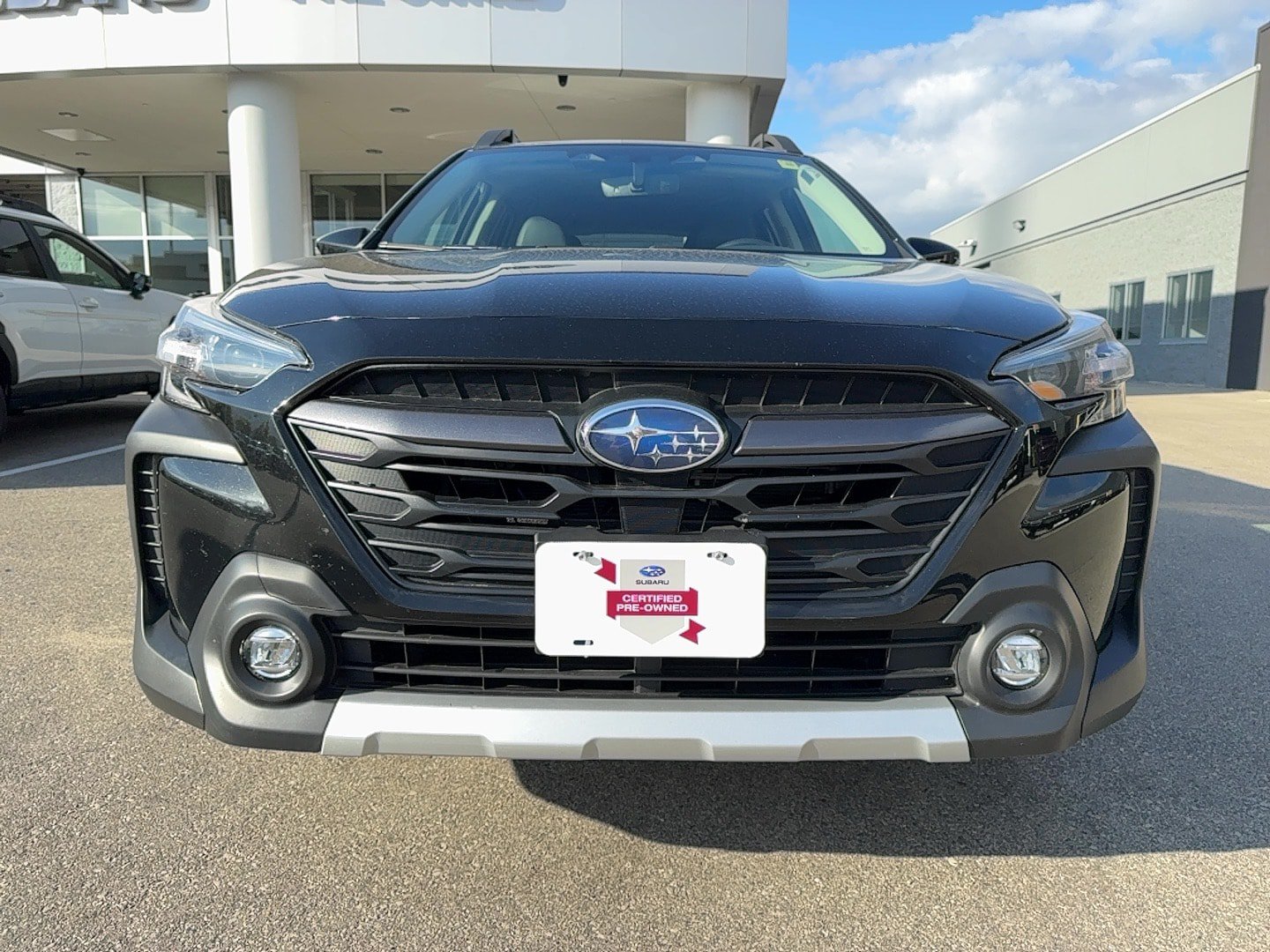 Certified 2024 Subaru Outback Limited AWD/4WD image 2