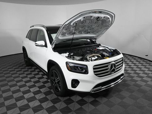 New 2026 Mercedes-Benz GLB 250 image 34