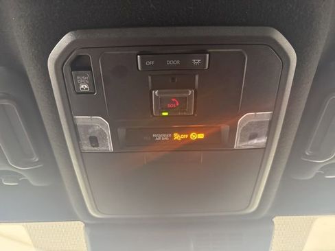 Used 2025 Toyota 4Runner SR5 image 14