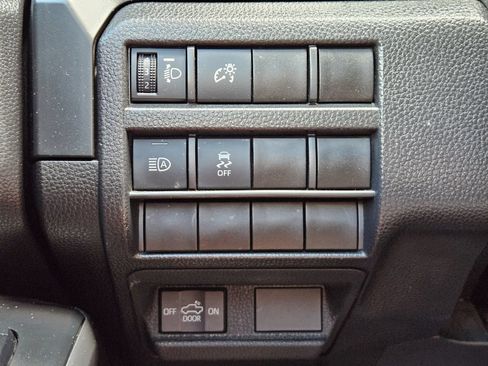 Used 2025 Toyota Tacoma SR RWD image 25