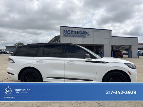 Used 2025 Lincoln Aviator Reserve w/ Equipment Group 201A AWD/4WD image 1