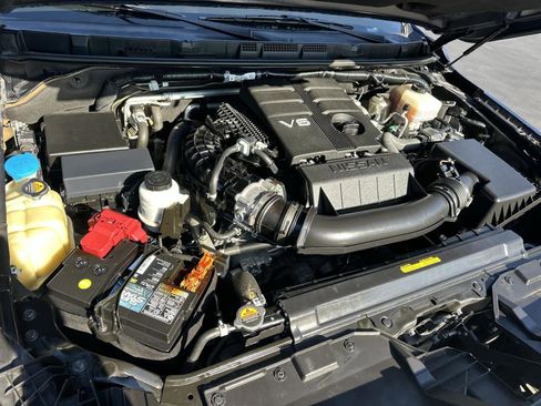 Used 2022 Nissan Frontier Pro-X w/ Technology Package image 9