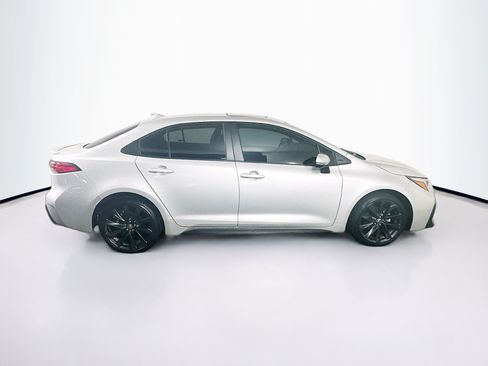 Used 2024 Toyota Corolla SE w/ SE Premium Package FWD image 10