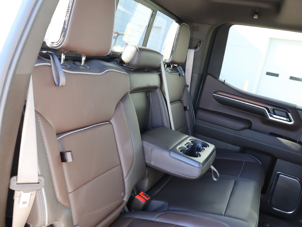 Used 2024 GMC Sierra 1500 Denali AWD/4WD image 15