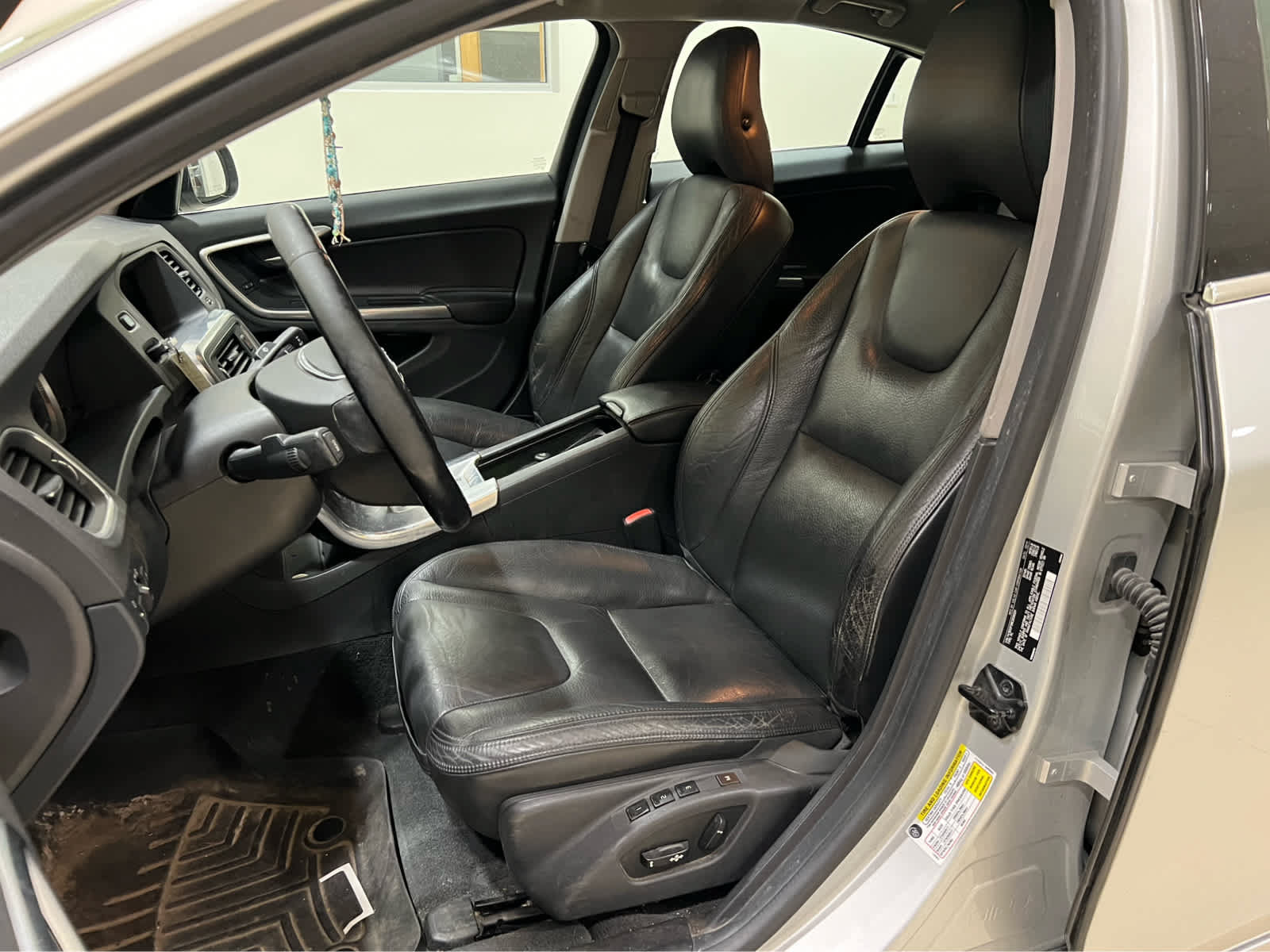Used 2012 Volvo S60 T5 FWD image 11