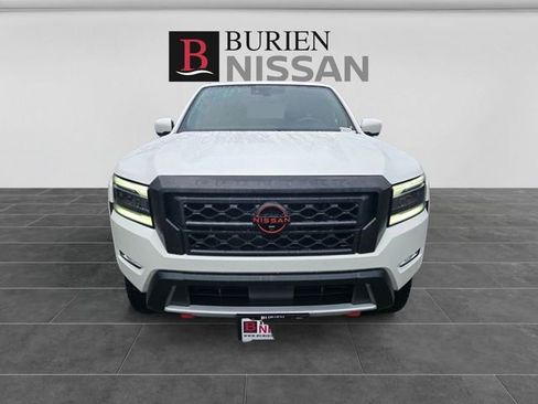 Used 2023 Nissan Frontier PRO-4X w/ Pro Convenience Package AWD/4WD image 3