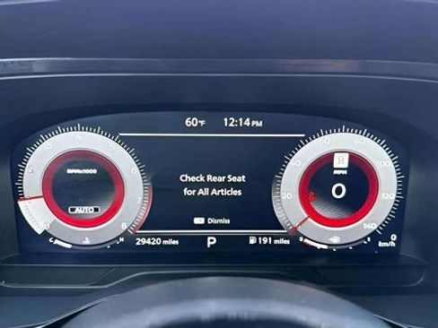 Used 2024 Nissan Pathfinder Platinum image 35