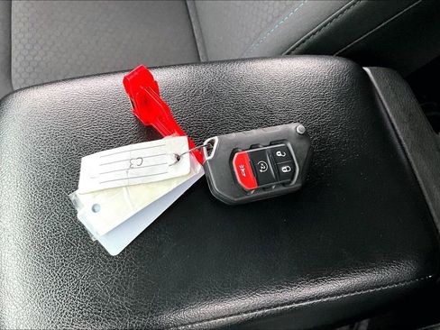 Used 2022 Jeep Wrangler Unlimited Rubicon 4xe image 33