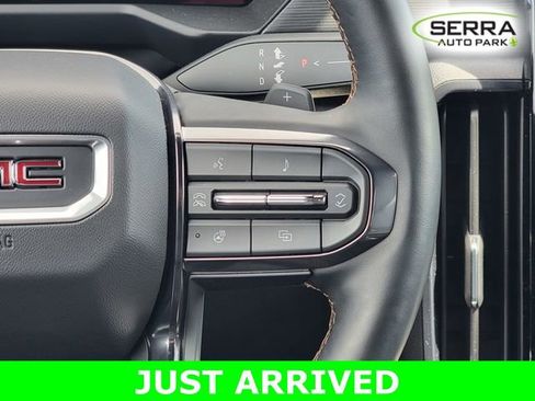 Certified 2025 GMC Acadia AT4 w/ Luxury Package AWD/4WD image 27