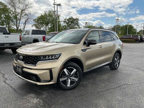 Used 2021 Kia Sorento EX w/ Panoramic Sunroof Package FWD image 3