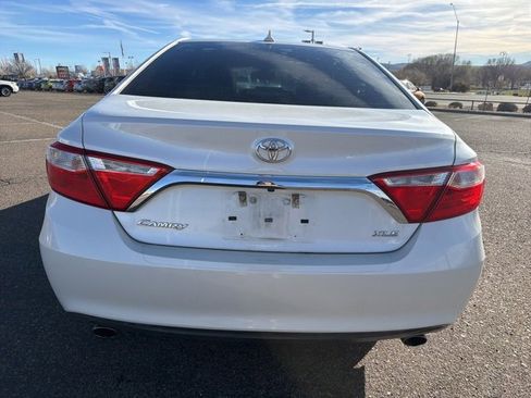 Used 2016 Toyota Camry XLE image 3