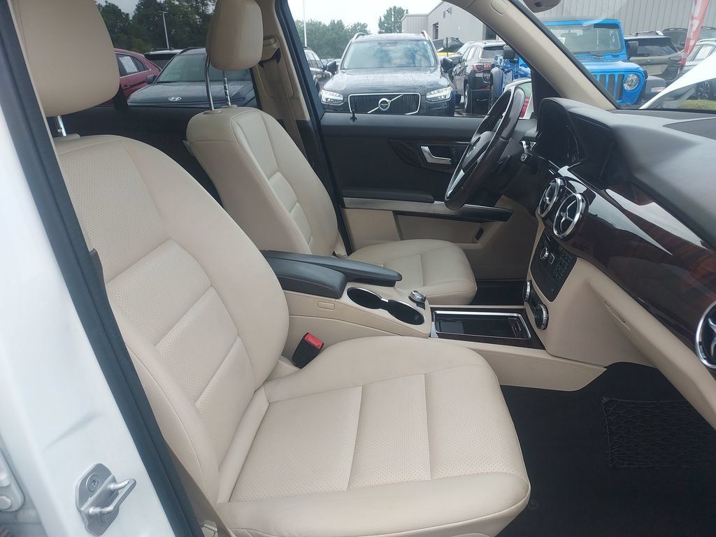 Used 2014 Mercedes-Benz GLK 250 BlueTEC 4MATIC image 32
