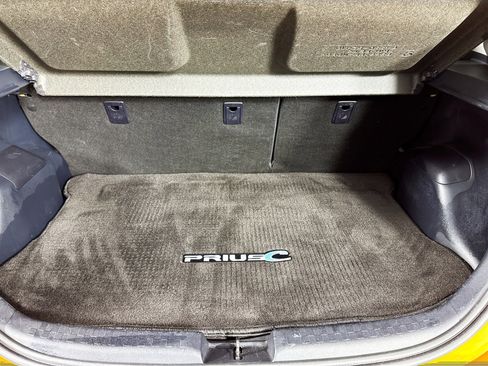 Used 2015 Toyota Prius C Two image 33