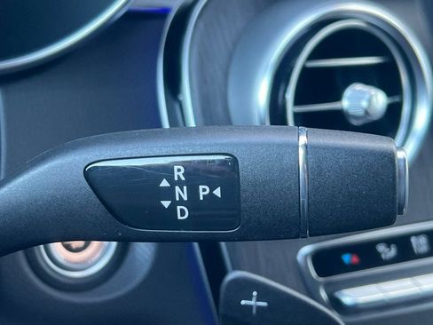 Used 2022 Mercedes-Benz GLC 300 4MATIC image 18