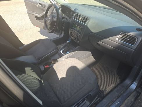 Used 2013 Volkswagen Jetta S FWD image 22