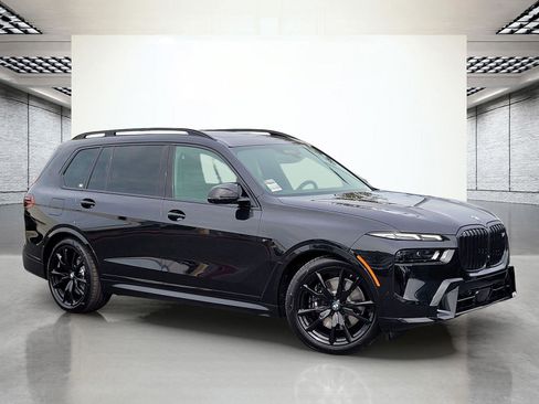 New 2026 BMW X7 M60i AWD/4WD image 2