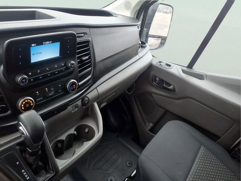 Used 2024 Ford Transit 250 Low Roof AWD w/ Exterior Upgrade Package image 20
