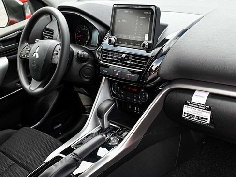 New 2024 Mitsubishi Eclipse Cross LE image 33