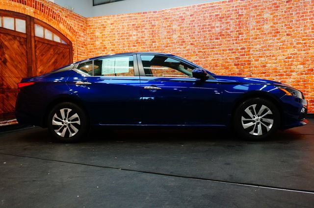 Certified 2022 Nissan Altima 2.5 S FWD image 5
