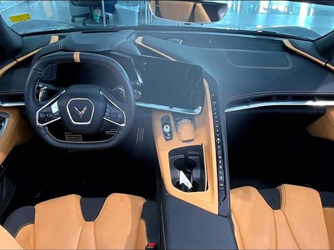 Used 2024 Chevrolet Corvette Stingray Preferred Conv w/ Z51 Performance Package RWD image 14