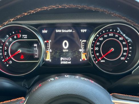 Used 2022 Jeep Gladiator Mojave image 36