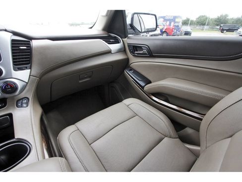 Used 2020 GMC Yukon SLT w/ Open Road Package RWD image 13