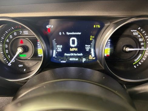 Used 2023 Jeep Wrangler Unlimited w/ Cold Weather Group AWD/4WD image 26