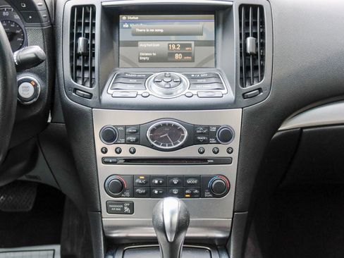 Used 2012 INFINITI G37 G37x Sedan 4D w/ Premium Pkg image 16