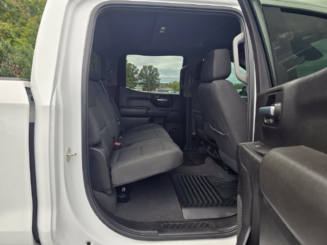 Used 2023 Chevrolet Silverado 1500 Custom AWD/4WD image 16