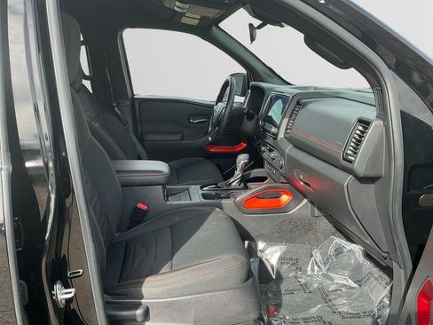 Used 2023 Nissan Frontier PRO-4X w/ Pro Convenience Package image 15