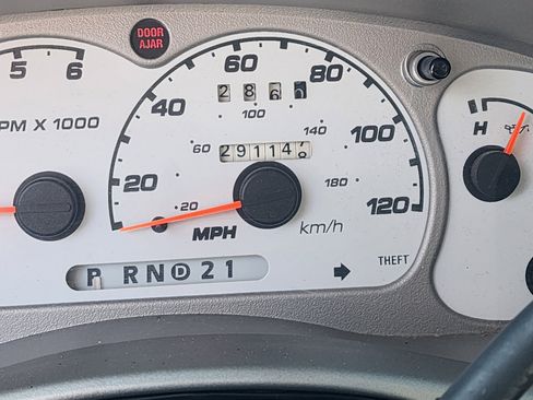 Used 2001 Ford Explorer Sport image 10