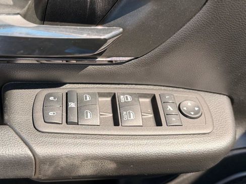 Used 2023 RAM 1500 Big Horn AWD/4WD image 10