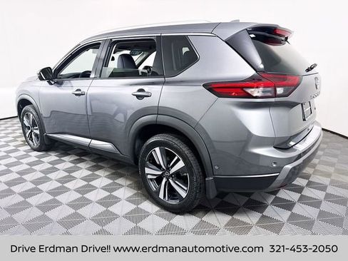 Certified 2025 Nissan Rogue SL image 21