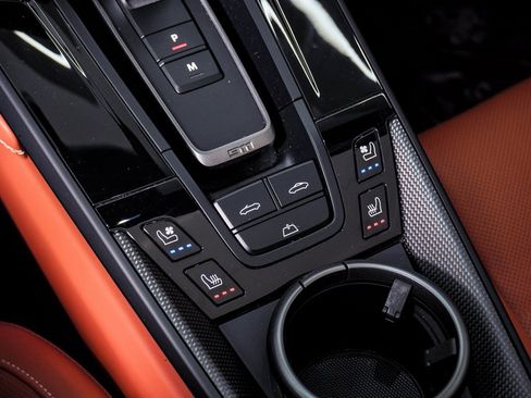 Certified 2025 Porsche 911 Carrera GTS image 29